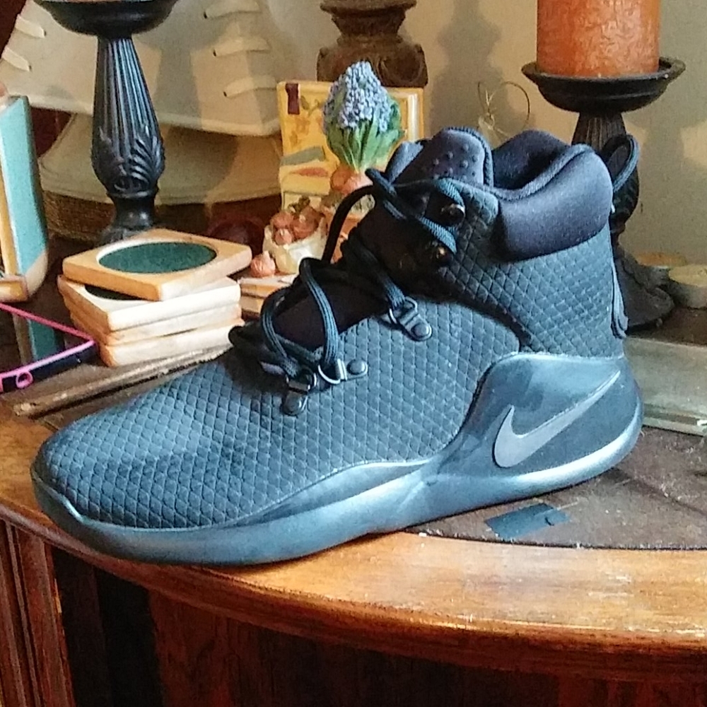 Shoe